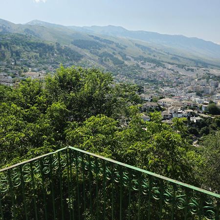 Traditional House Shapllo Gjirokastër 外观 照片